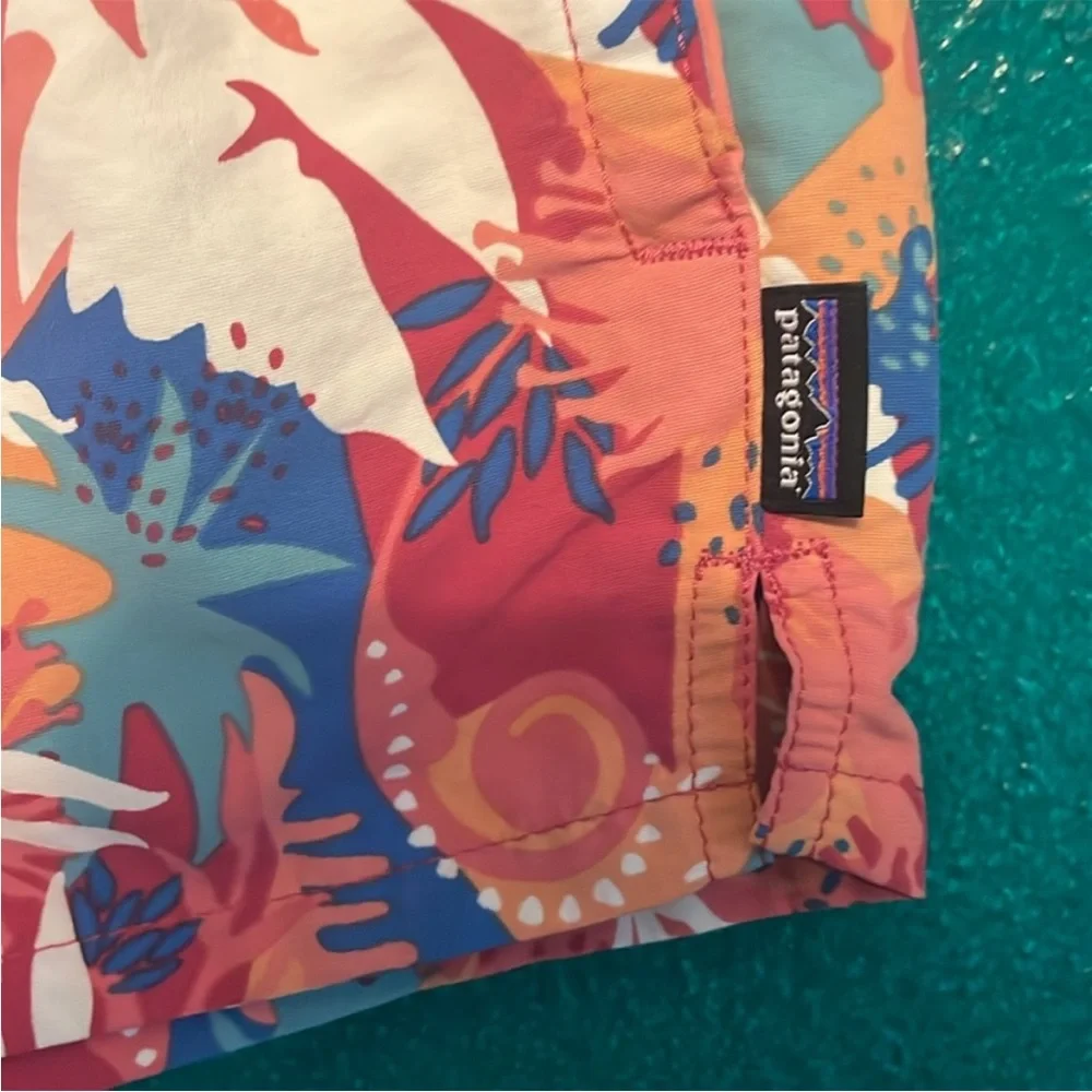 Patagonia Women's Shorts - Picture 2 of 5